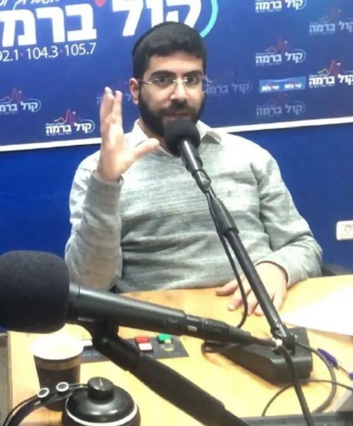 הרב מנחם ישראל באולפן קול ברמה